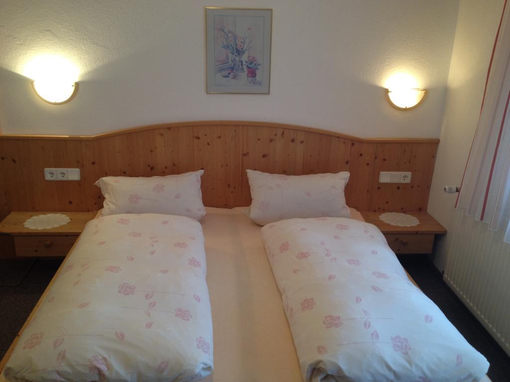 Hotel Gastehaus Winkler Karres Zewnętrze zdjęcie